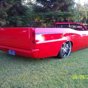 garage_vehicle-697-13079407932.jpg