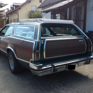 1977 Mercury Cougar Villager-rear.jpg