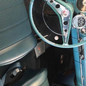 Floor Shifter.jpg