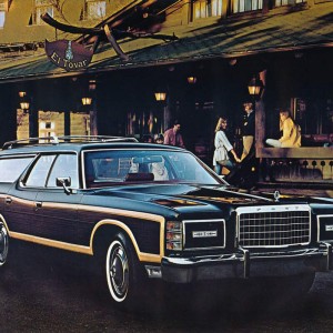 1977 Ford LTD Country Squire