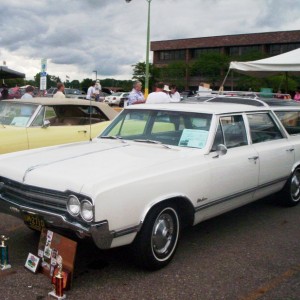 1964 Oldsmobile Vista Cruiser