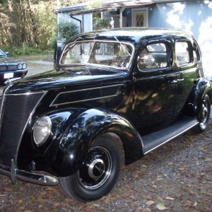 1937 Ford