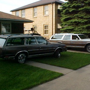 83poncho '83 Bonneville 2dr Wagon Project-1