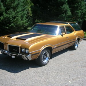 1972 Olds Vista Cruiser