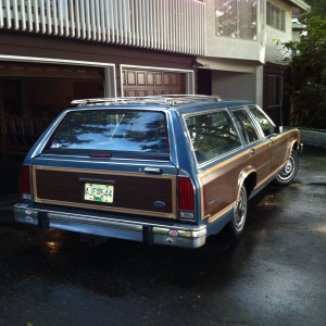 1986 Ford Country Squire Canada