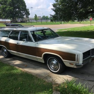 1970 Ford LTD Country Squire