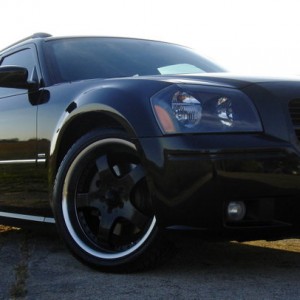 2005 Dodge Magnum