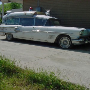 1958 Pontiac Super Chief Ambulance