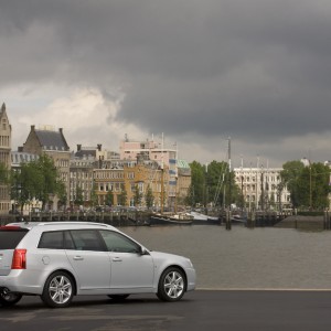 2008 Cadillac BLS station wagon