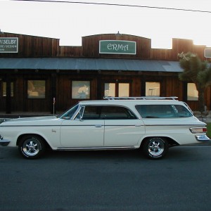 1964 Dodge Custom 880  9 Pass