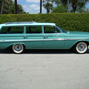 1961 Chevrolet Impala Nomad Station Wagon