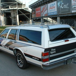 Buick Free Spirit Indy Pace Car