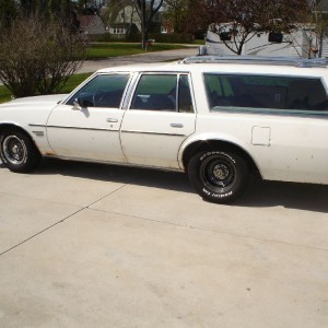 1977 Catalina Safari