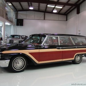 1961 Ford Country Squire
