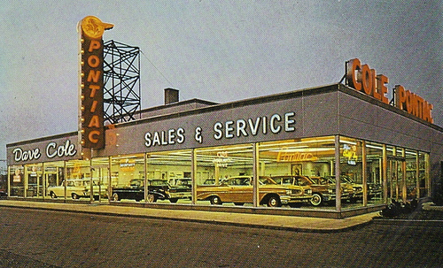 59 Pontiac Dealership With Wagon